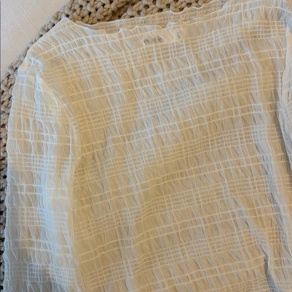 NWOT Elodie Textured White Blouse - Picture 2 of 4